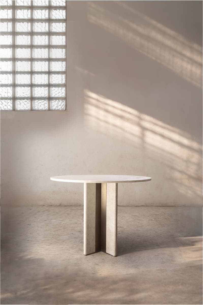 Copy_of_DT_SELENE_BREAKFAST_TABLE.jpg
