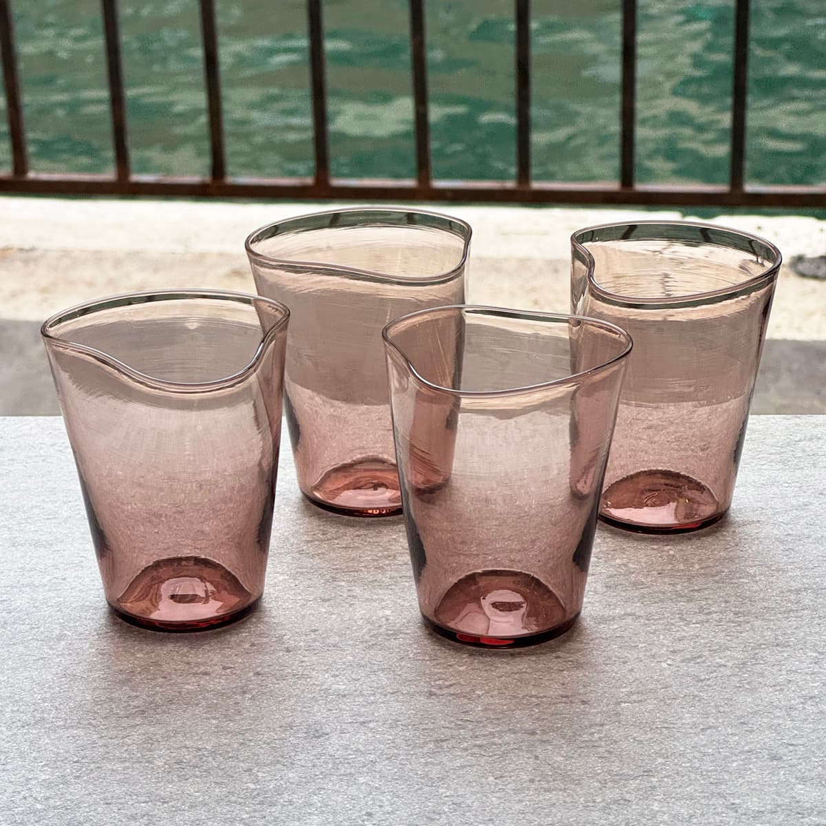 micheluzzi_glass_mosso_ametista_1.jpg