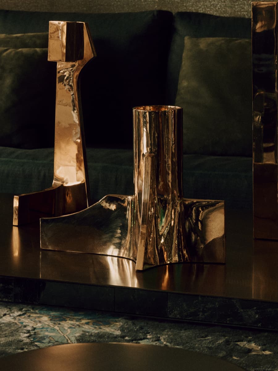 OBJ. NO 1, VASE