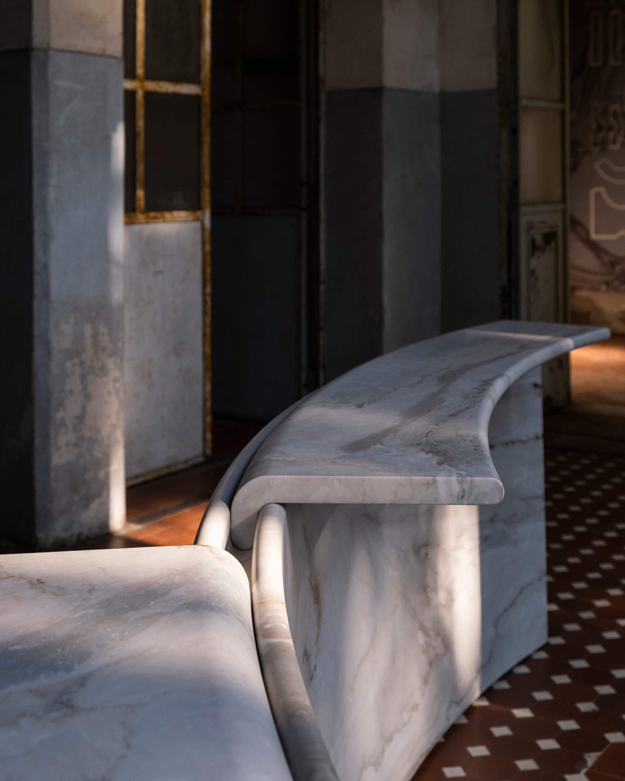 20_AGGLOMERATI_FredGanim_MASS Set Up ph_Enrico Costantini.jpg2_4-5.jpg